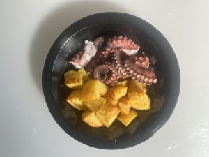 Polpo e patate in padella